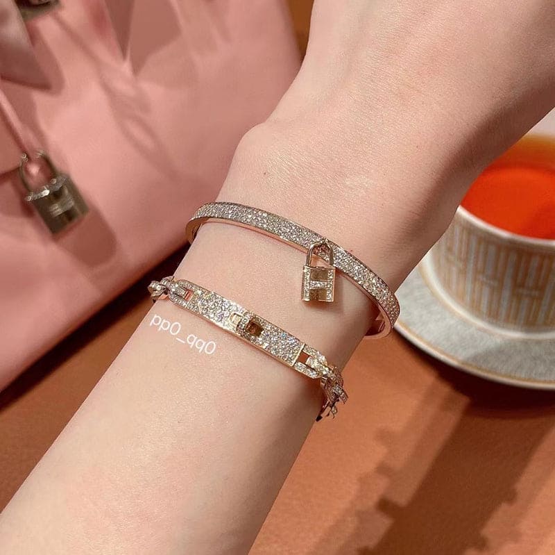 18K Kelly Clochette Diamond Hermes Bracelet
