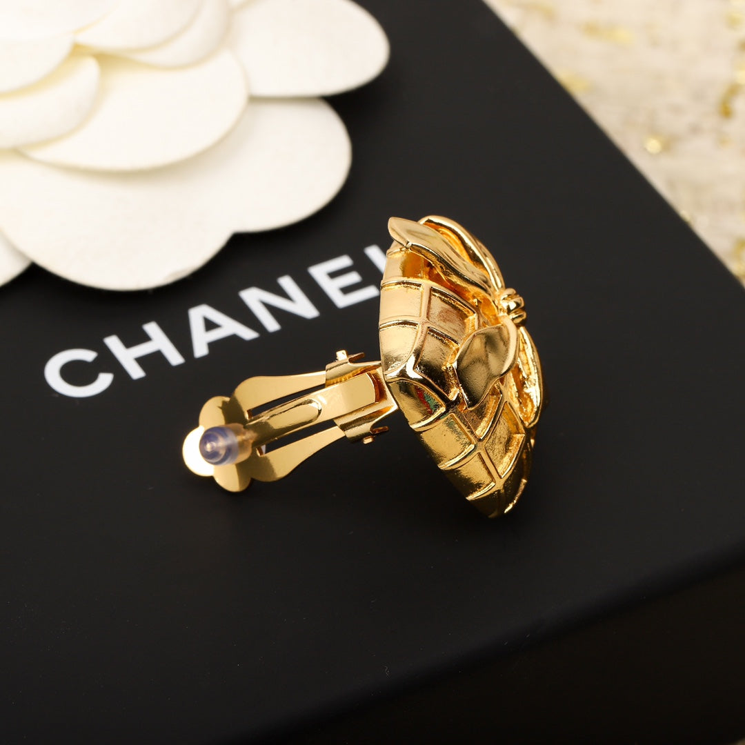 18K  Chanel Vintage Earrings
