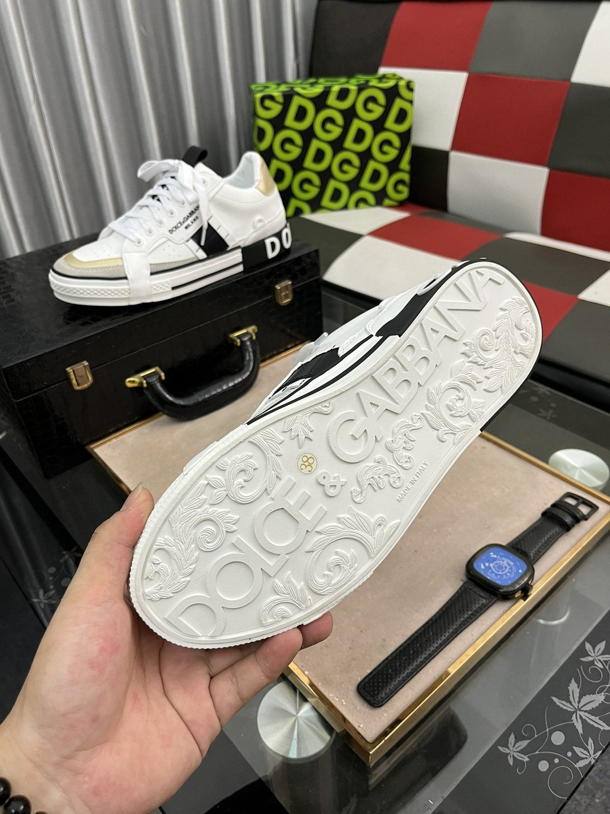 Dolce & Gabbana White, Cream & Black Lace-Up Sneakers — detail