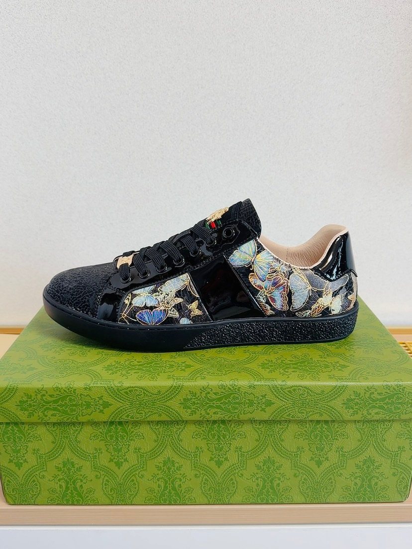Gucci Floral Panel Sneakers — side