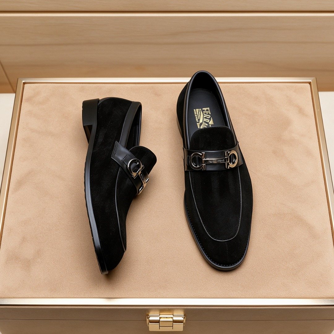 Ferragamo Black Bit Loafers — front
