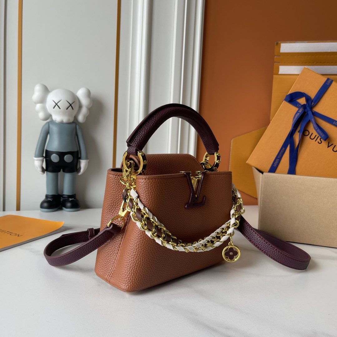 Louis Vuitton Capucines Daydream Floral Chain Handbag — front