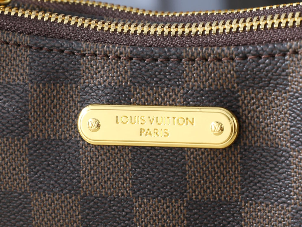 Louis Vuitton Liv Pochette Double-Zip Shoulder Bag — detail