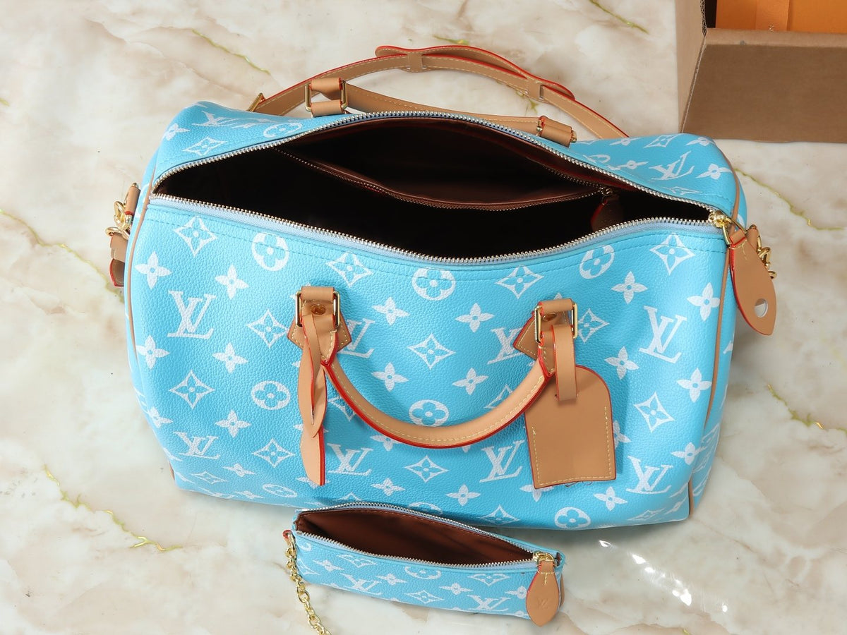 Louis Vuitton Speedy Bandoulière Monogram Duffel Bag — detail