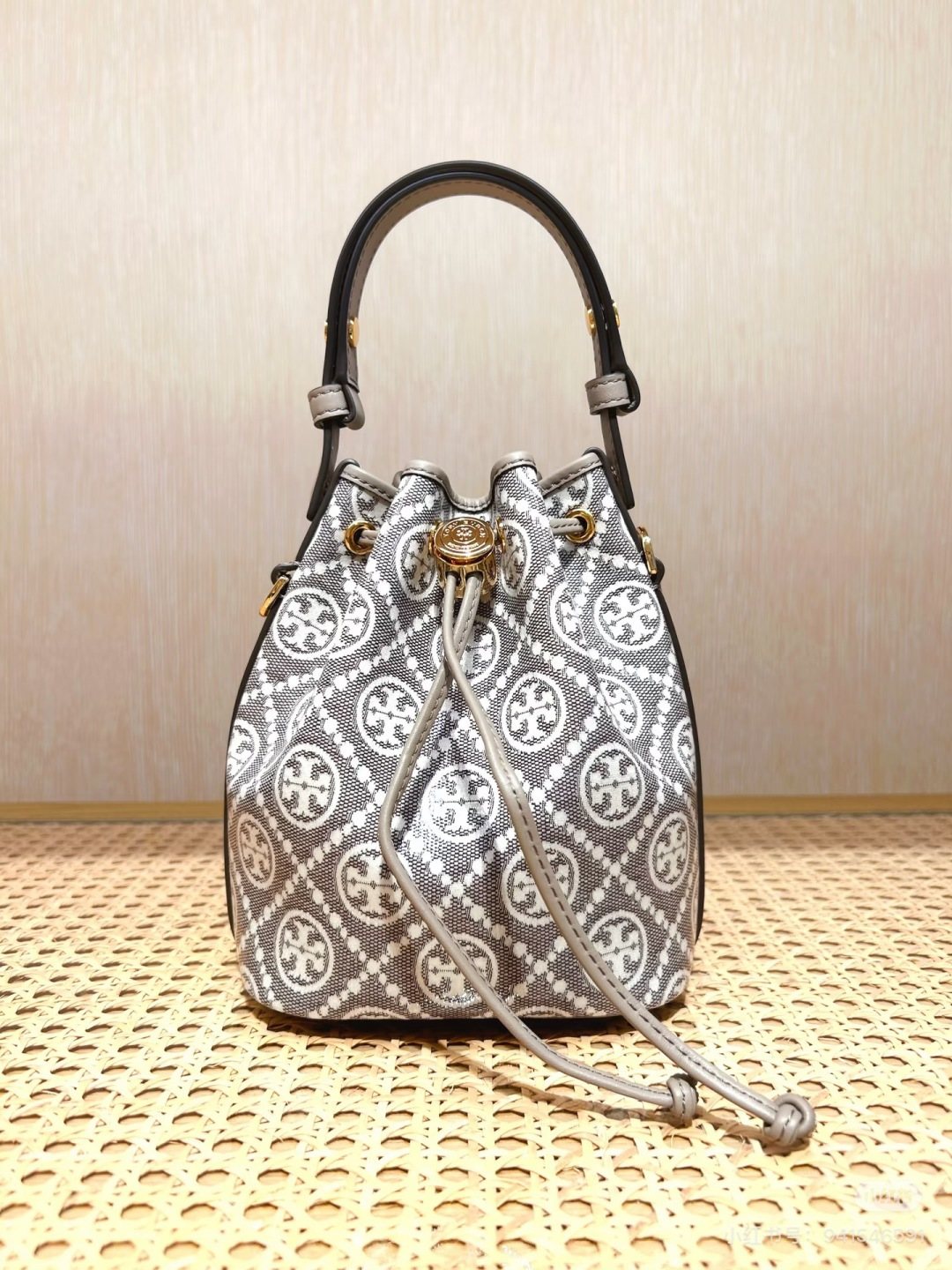 Circular Motif Drawstring Bucket Bag — hero