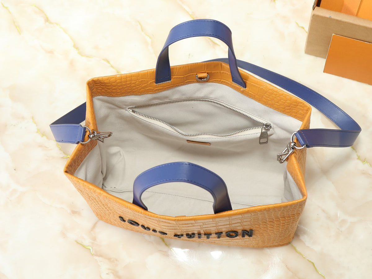 Louis Vuitton Shopper Tote with Shoulder Strap — detail
