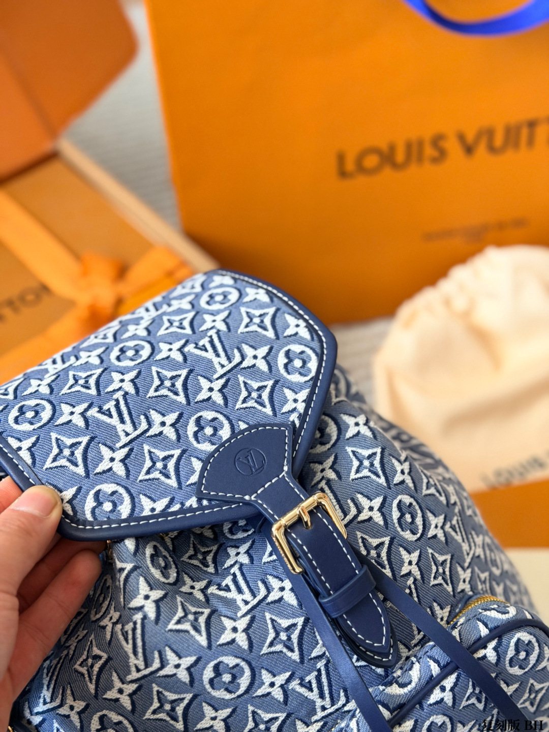 Louis Vuitton Carryall Blue Monogram Denim Backpack — detail