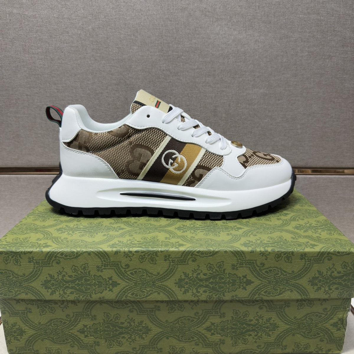 Gucci Patterned Low-Top Sneakers — side