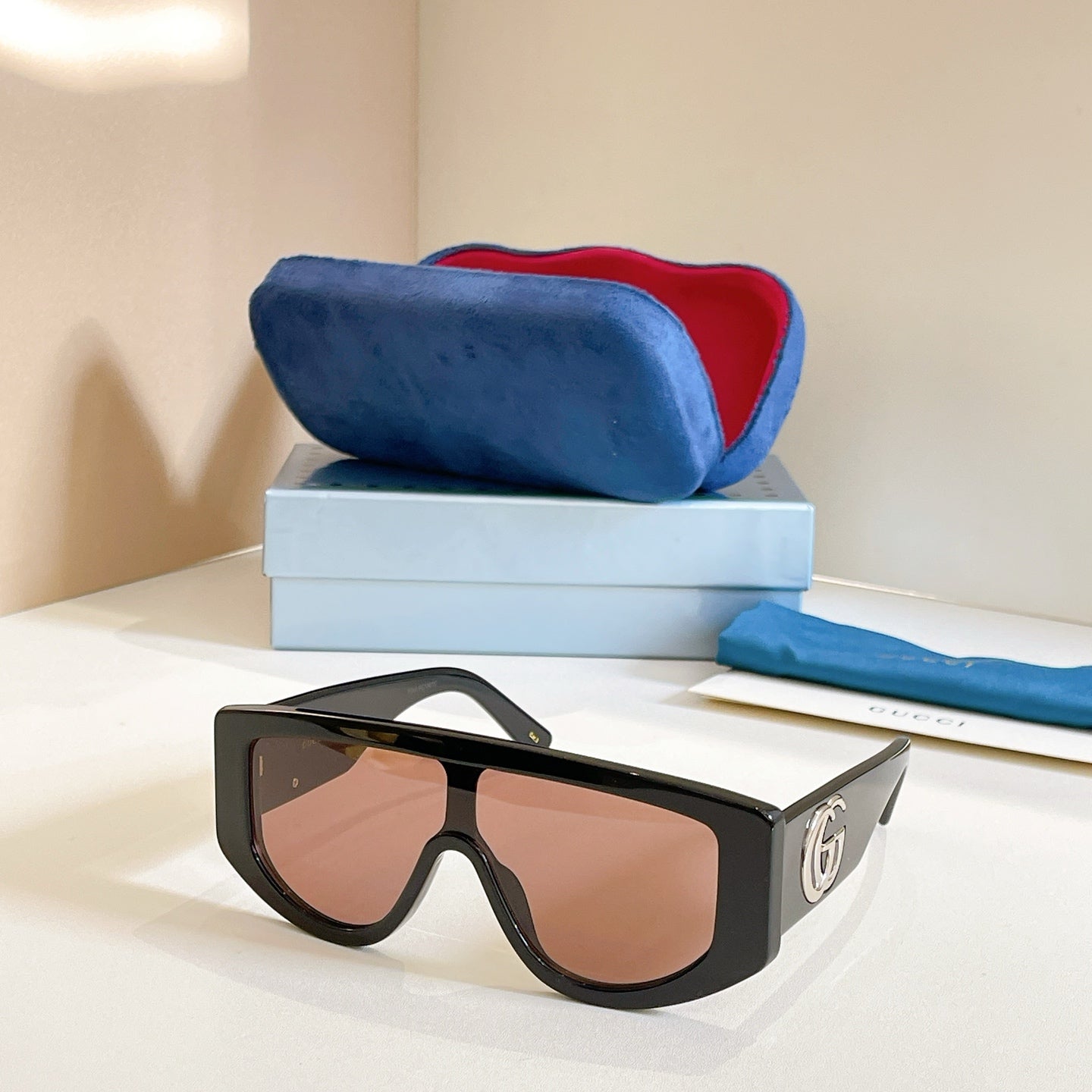 GUCCI Sunglasses GG1950S